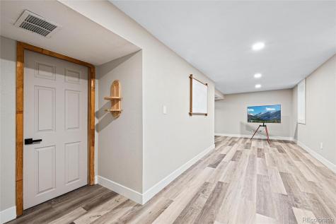 9012 W Center Avenue Lakewood CO 80226