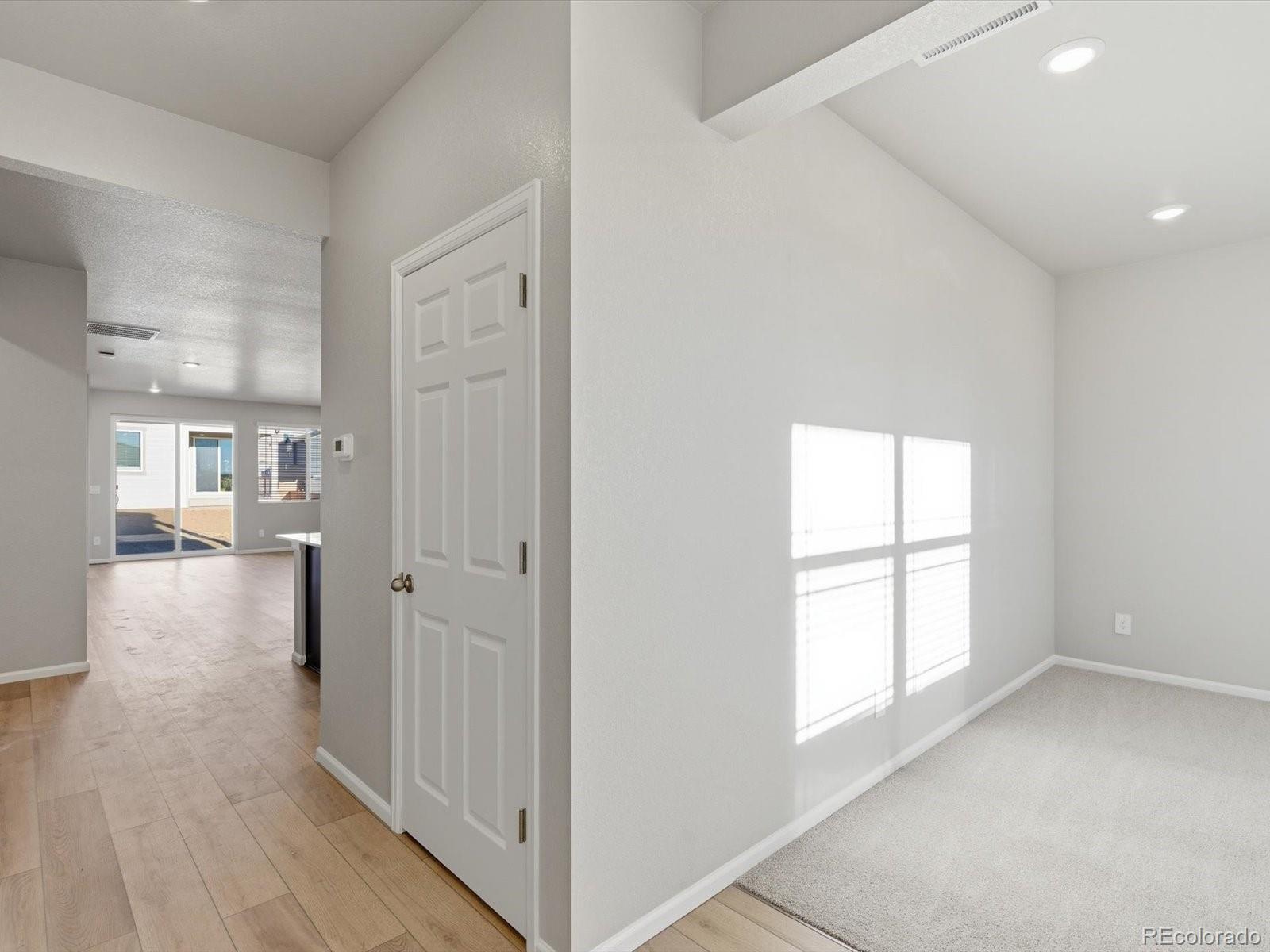 8906 Rifle Street Commerce City CO 80022