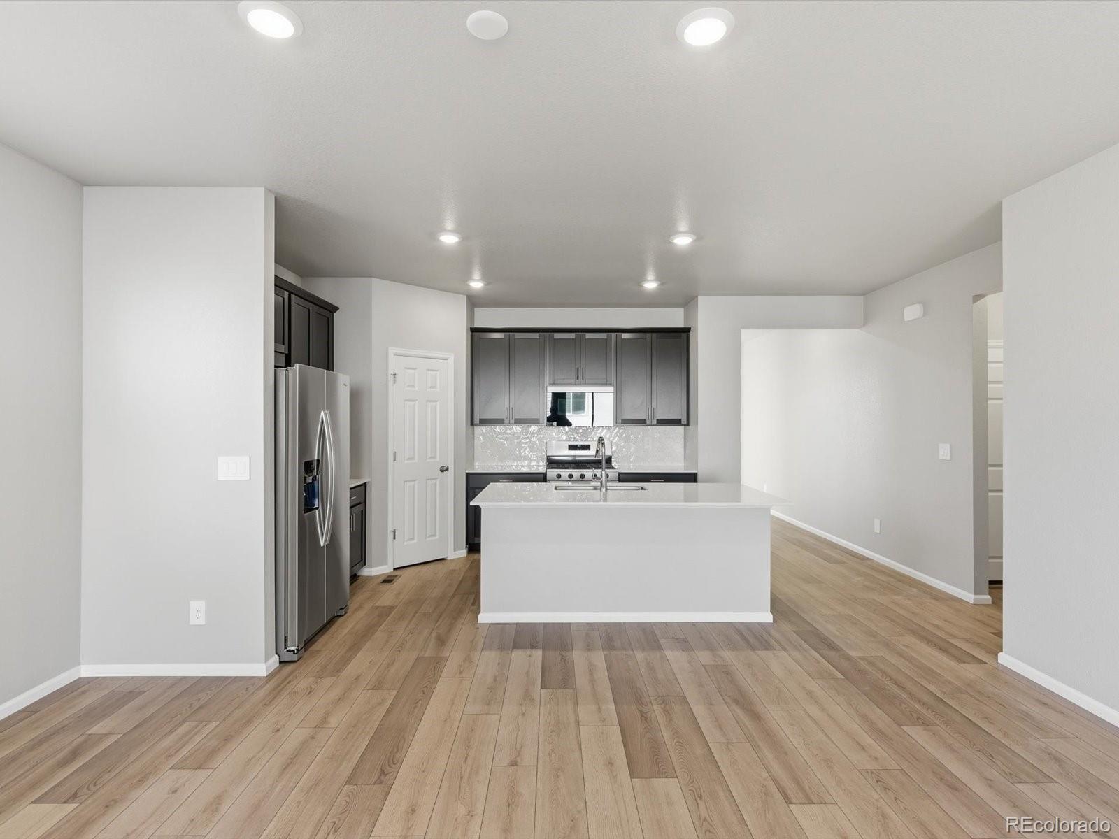 8906 Rifle Street Commerce City CO 80022