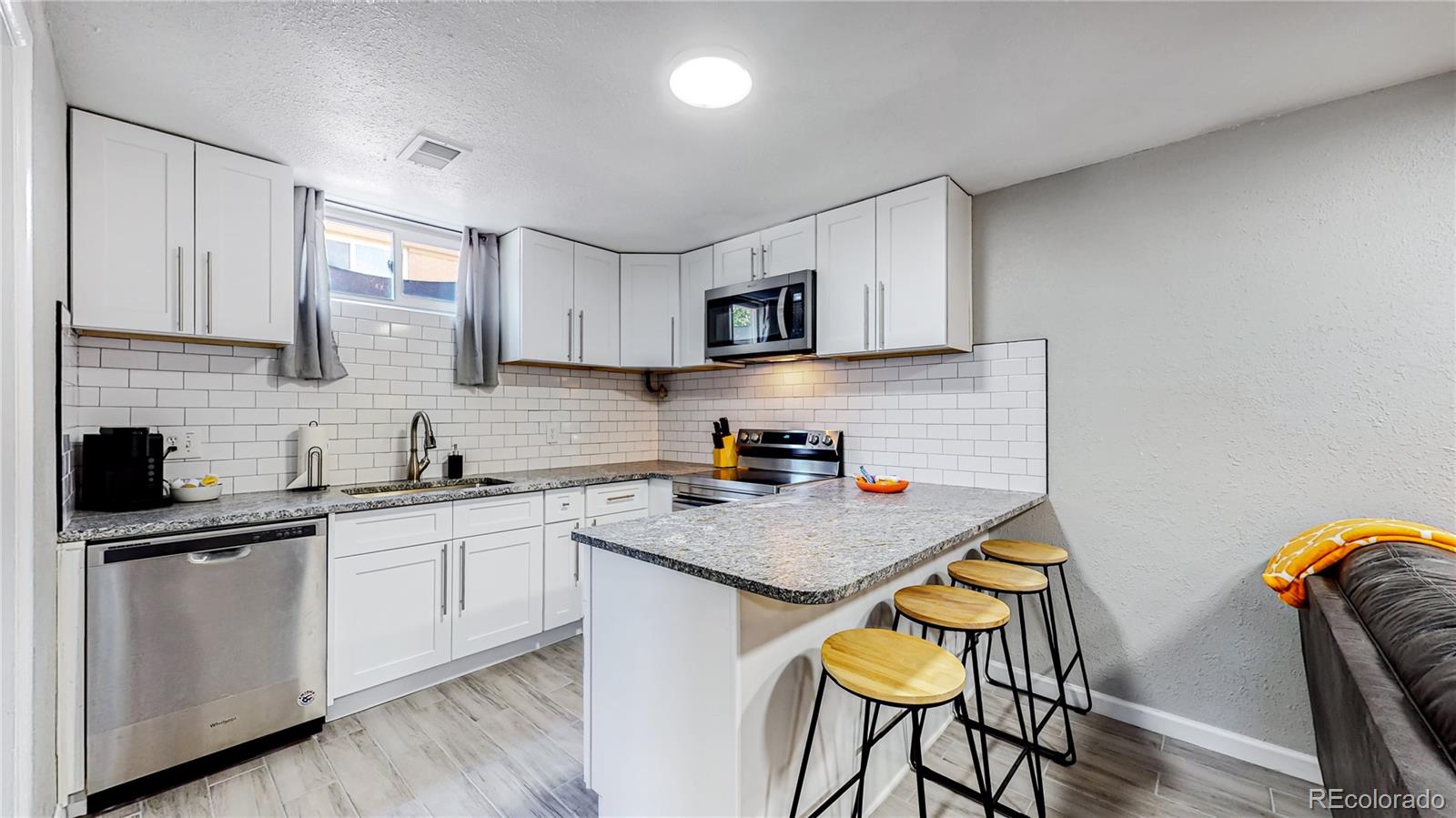 7020 Avrum Drive Denver CO 80221