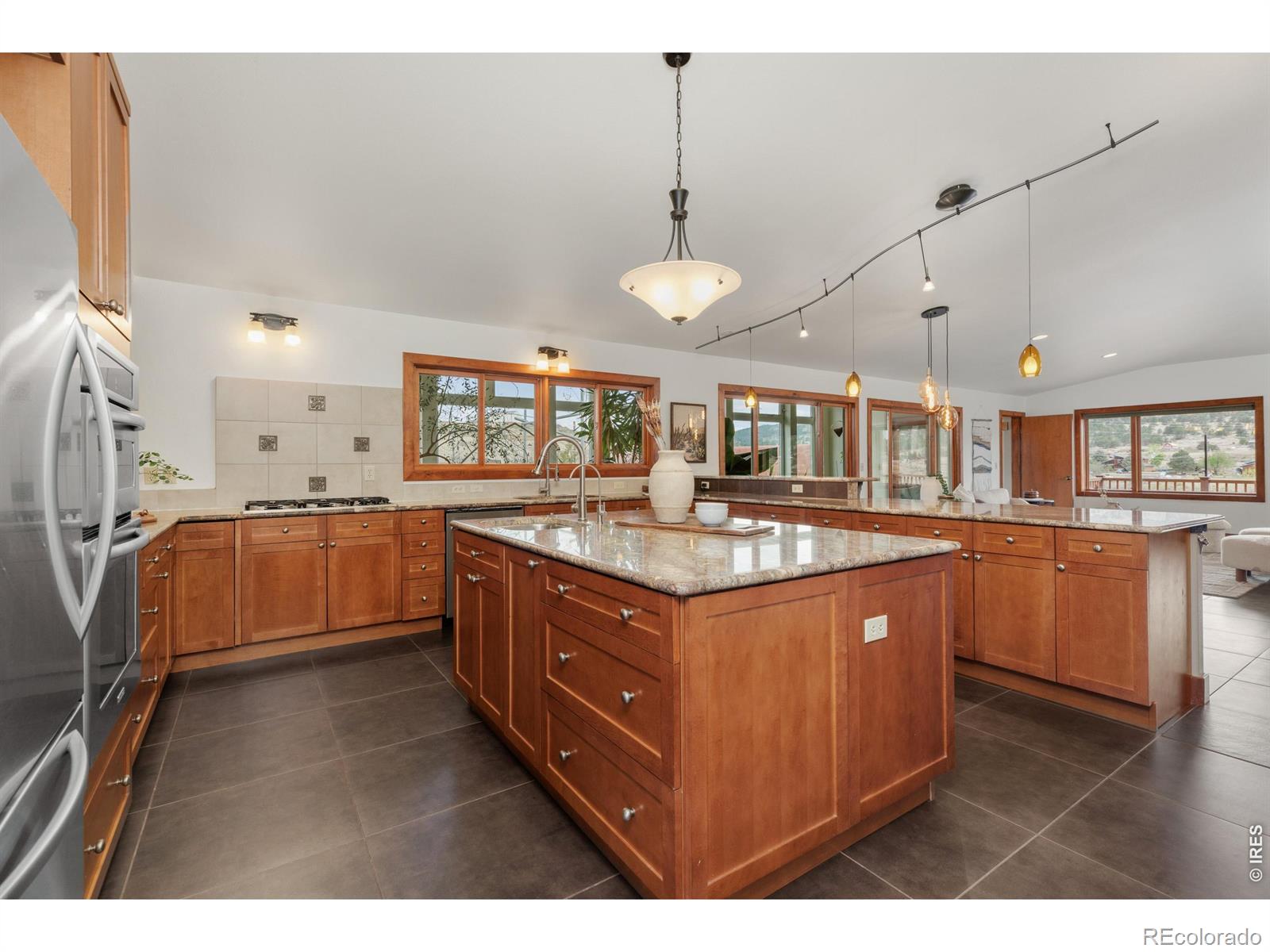 108 Lonestar Road Lyons CO 80540