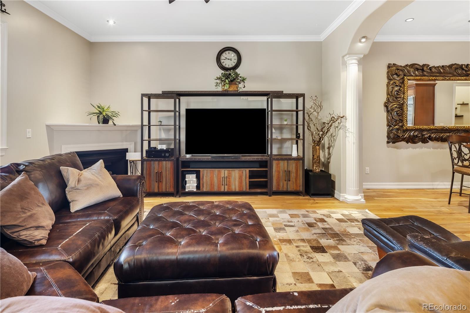 2527 Tremont Place Denver CO 80205