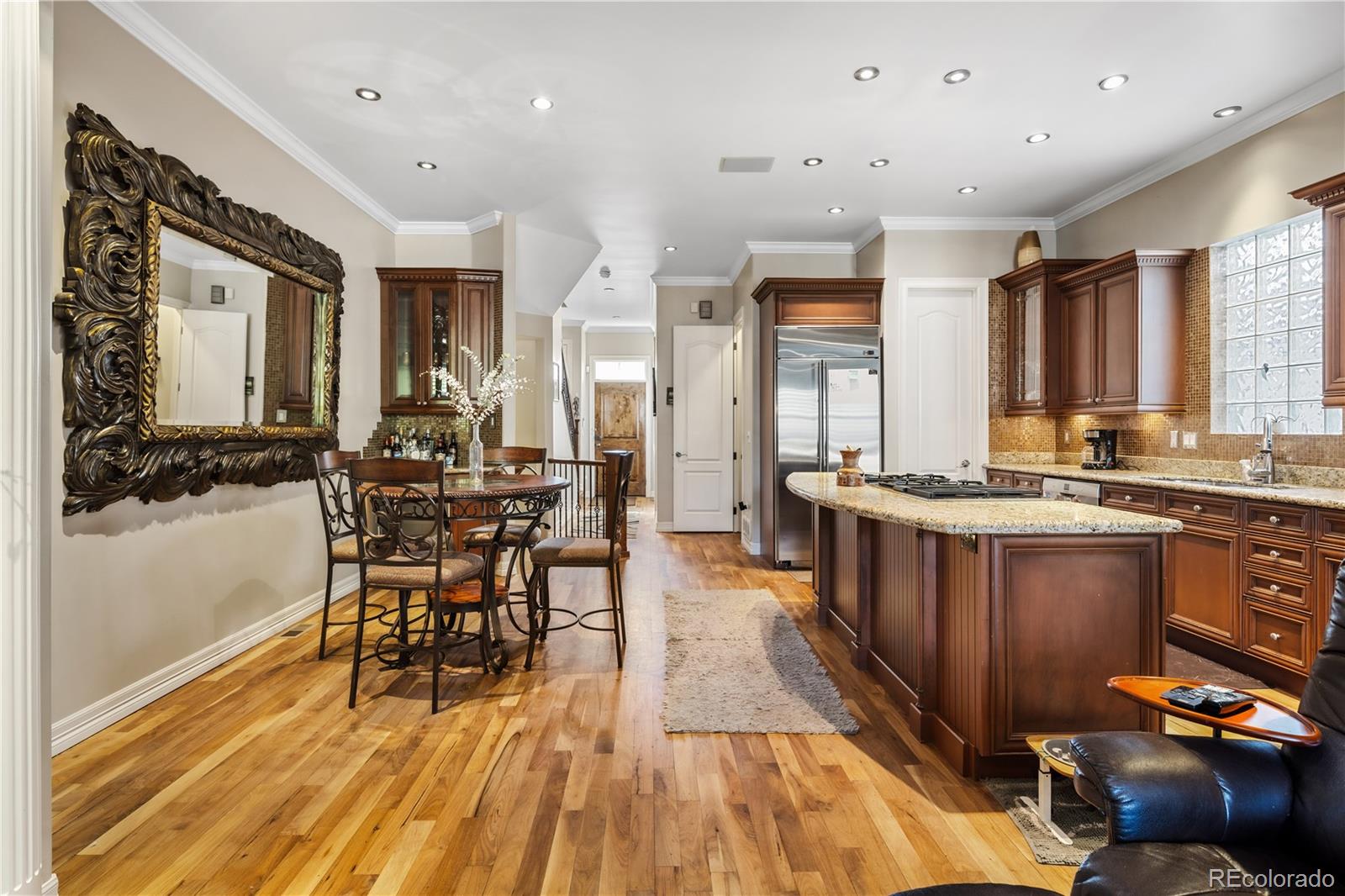 2527 Tremont Place Denver CO 80205