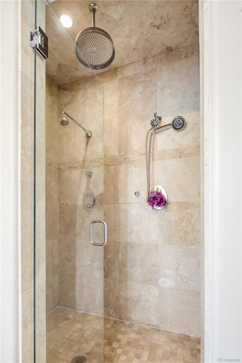 2527 Tremont Place Denver CO 80205