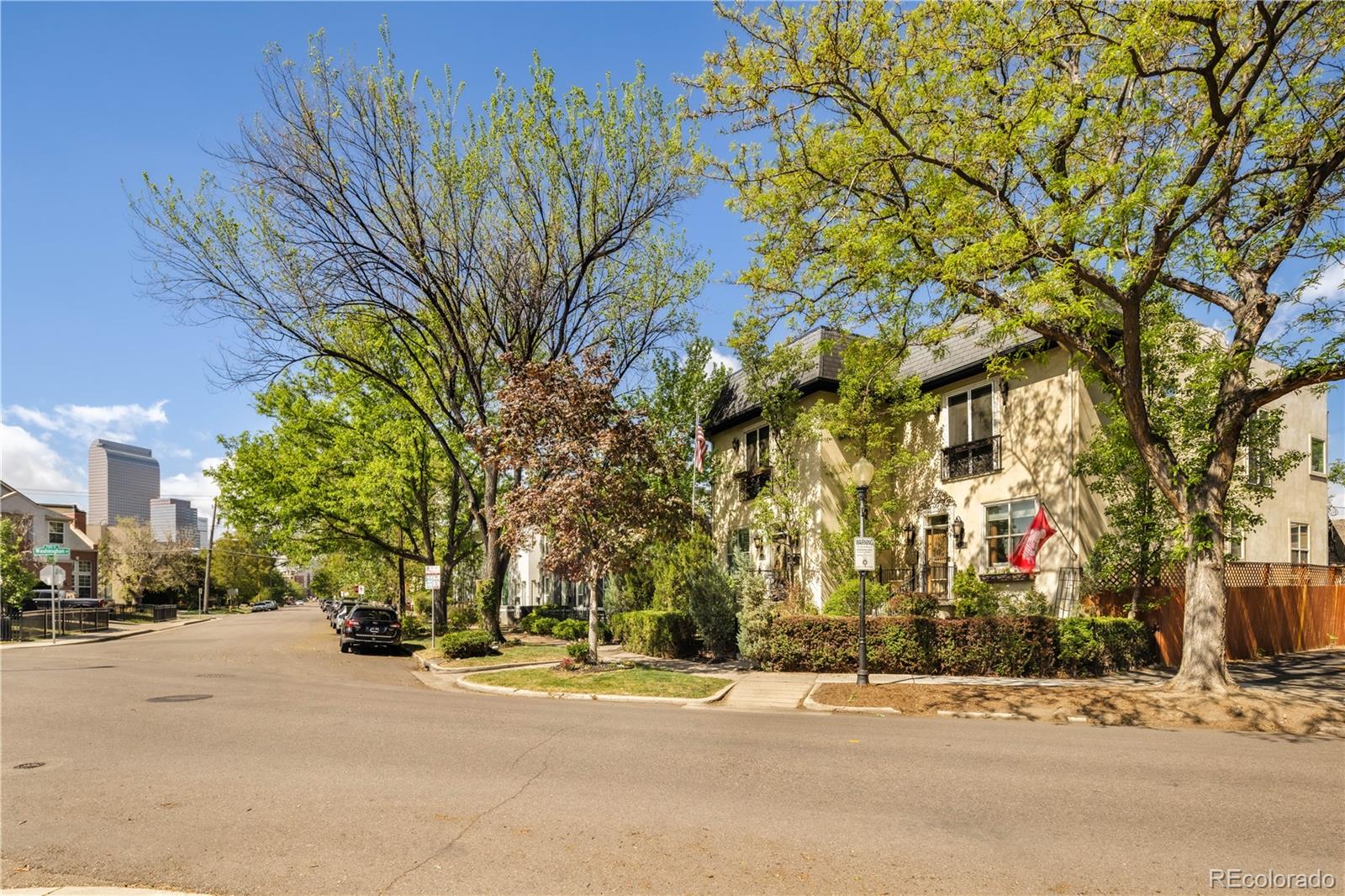 2527 Tremont Place Denver CO 80205