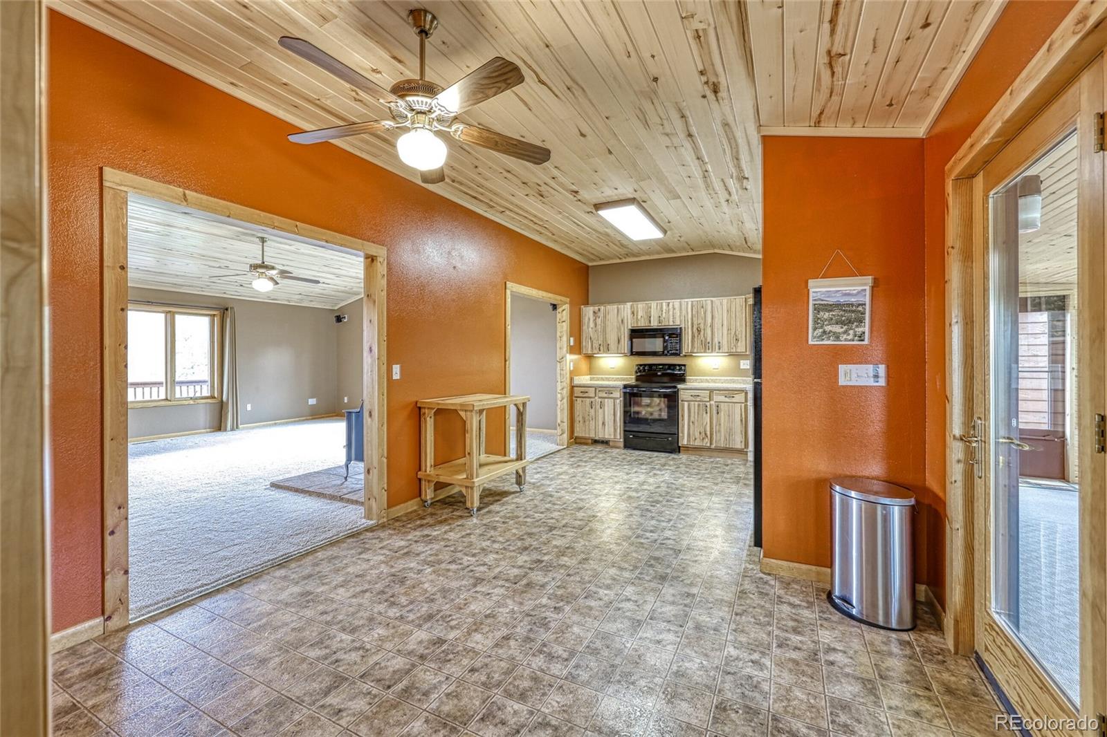 62 Cheyenne Road Florissant CO 80816