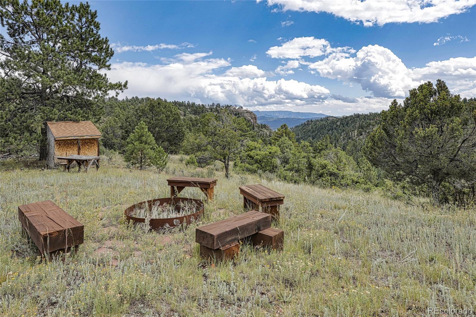 62 Cheyenne Road Florissant CO 80816