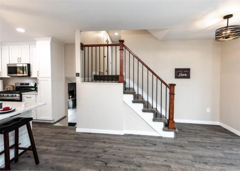 1021 Pioneer Lane Colorado Springs CO 80904