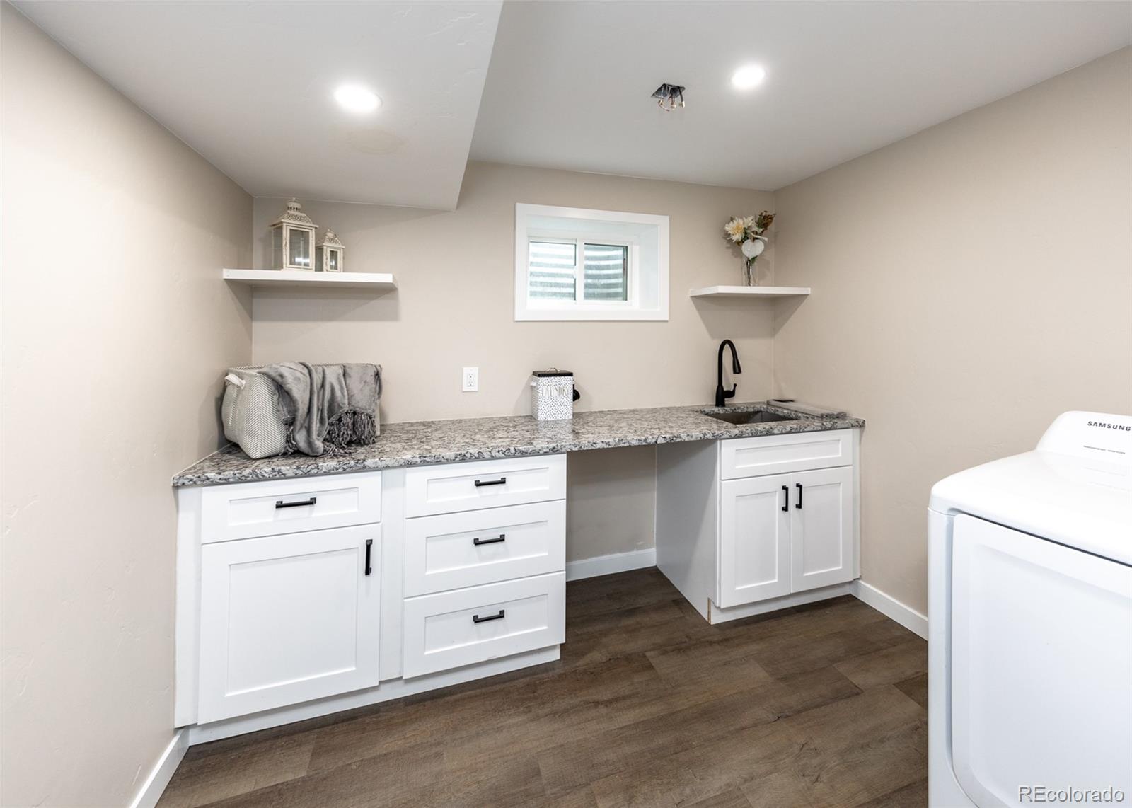 1021 Pioneer Lane Colorado Springs CO 80904
