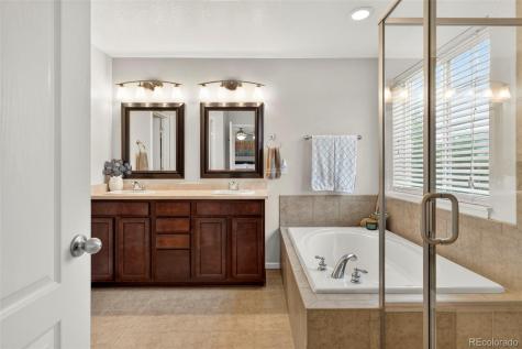 7151 S Oak Hill Circle Aurora CO 80016