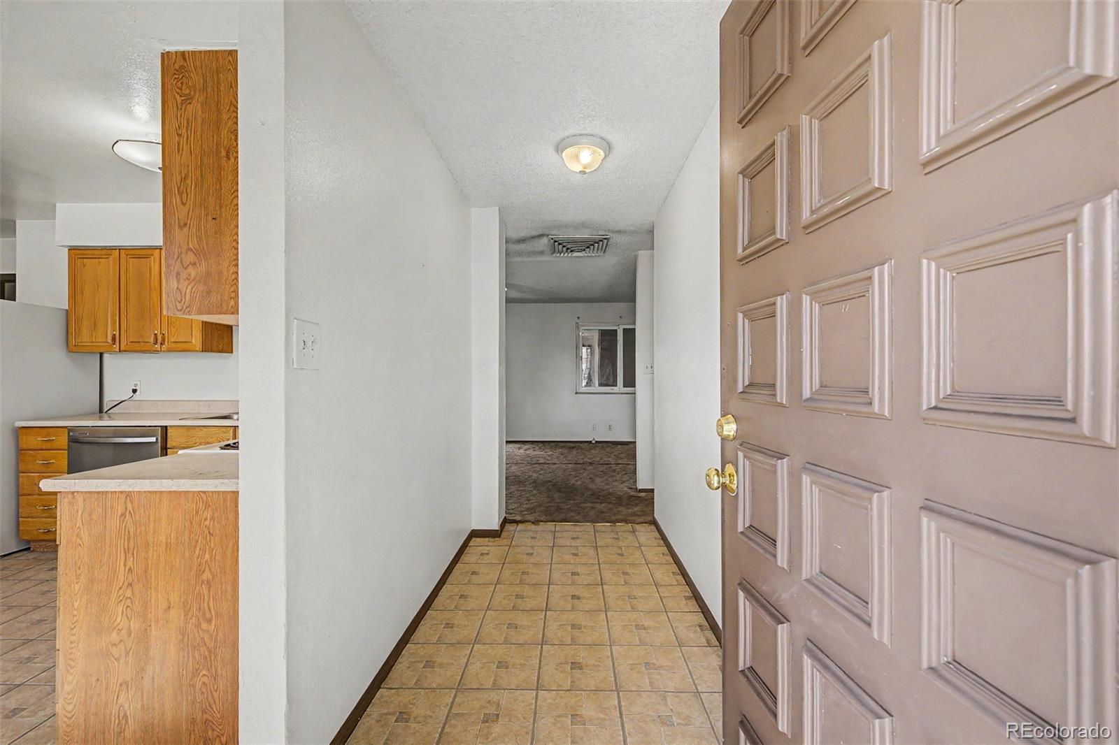 5009 Uvalda Street Denver CO 80239