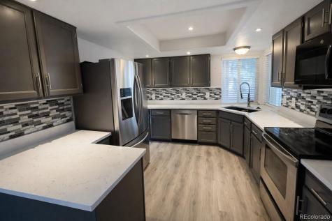 2359 E Nichols Place Centennial CO 80122