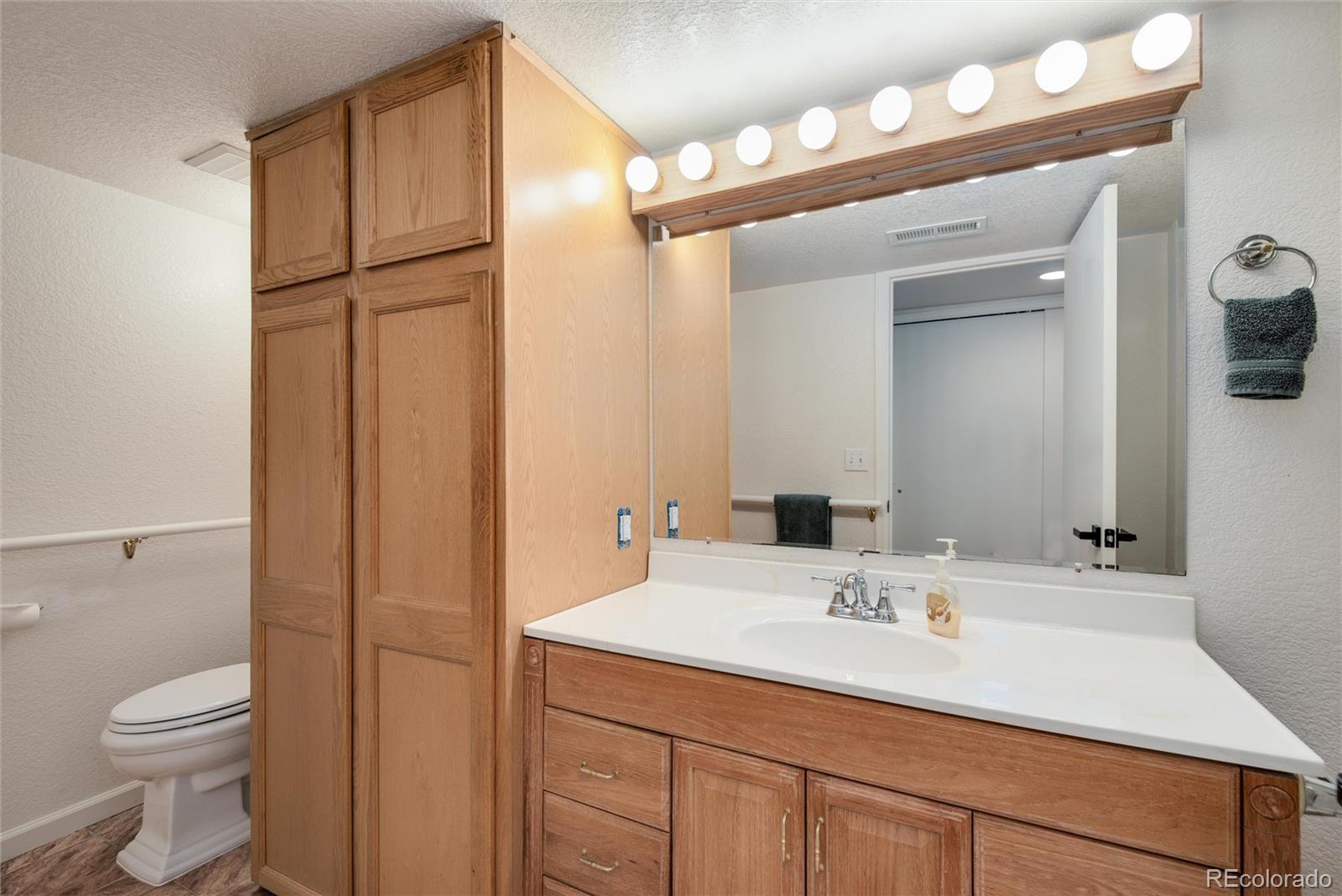 8908 Goosander Way Littleton CO 80126
