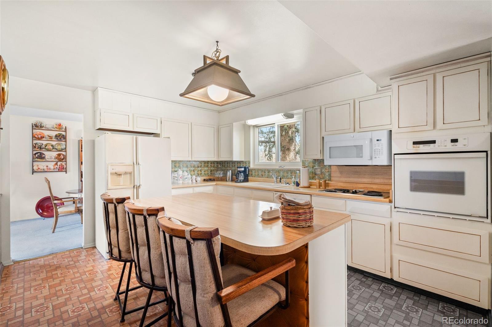398 Uvalda Street Aurora CO 80011