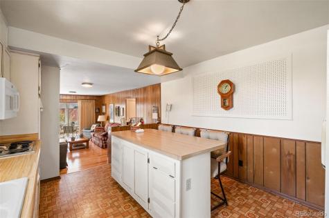 398 Uvalda Street Aurora CO 80011