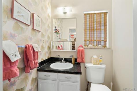 398 Uvalda Street Aurora CO 80011