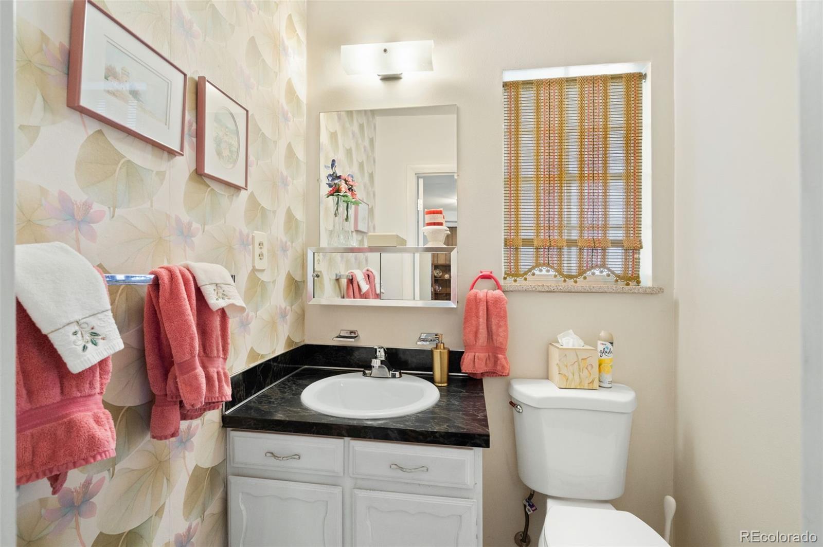 398 Uvalda Street Aurora CO 80011