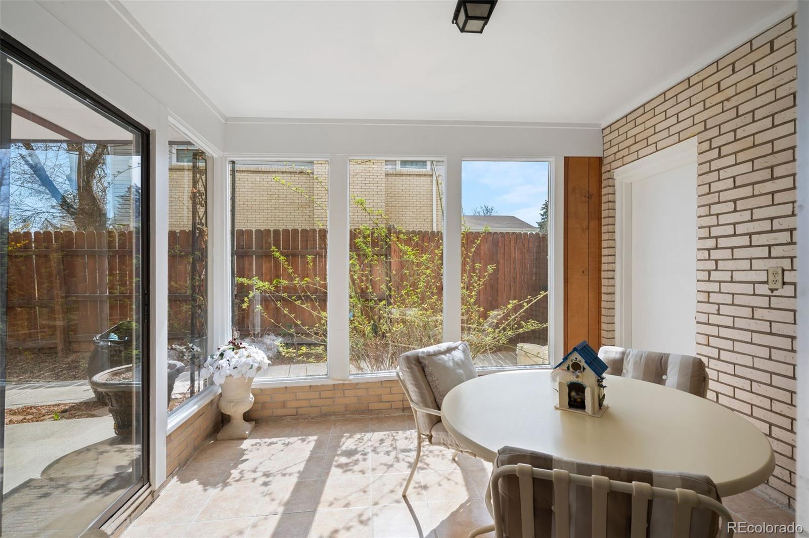 398 Uvalda Street Aurora CO 80011