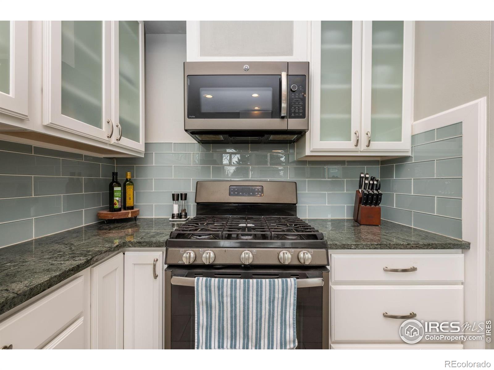 1717 Iris Avenue Boulder CO 80304