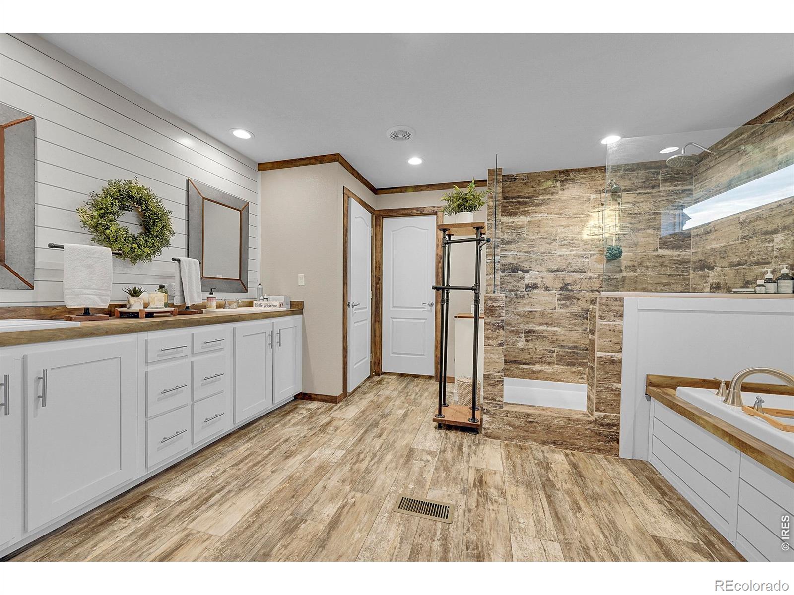 41219 County Road 84 Briggsdale CO 80611