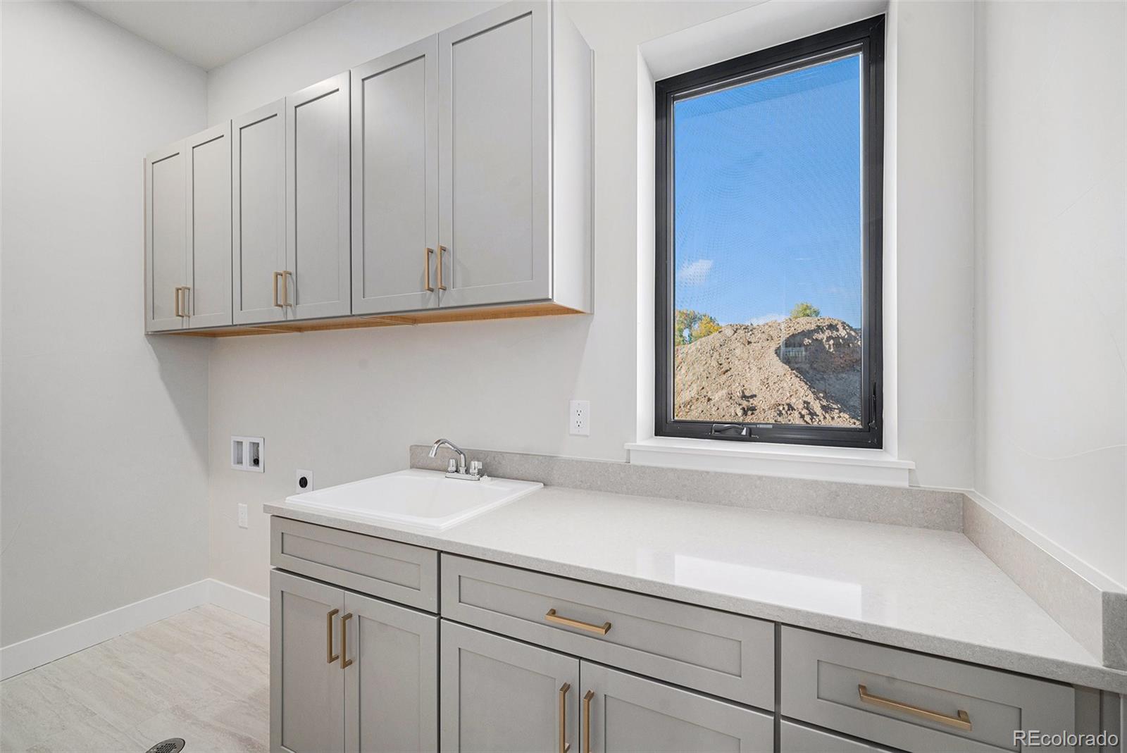 5287 Flora Way Arvada CO 80002