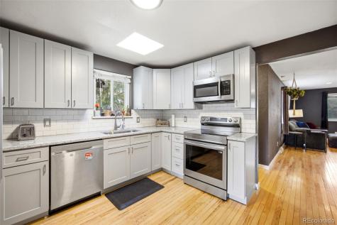 1490 S Zephyr Street Lakewood CO 80232