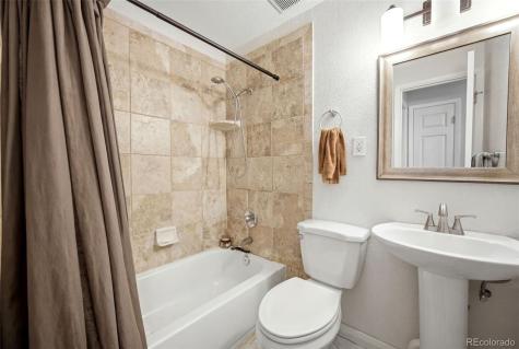 1490 S Zephyr Street Lakewood CO 80232