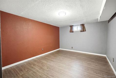 1490 S Zephyr Street Lakewood CO 80232