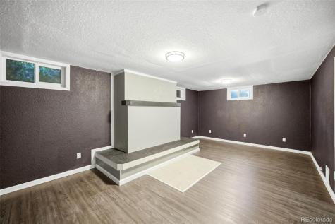 1490 S Zephyr Street Lakewood CO 80232