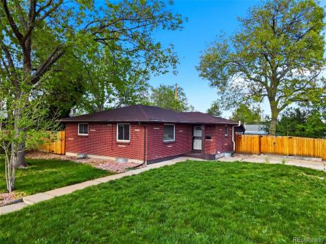 1490 S Zephyr Street Lakewood CO 80232
