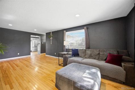 1490 S Zephyr Street Lakewood CO 80232
