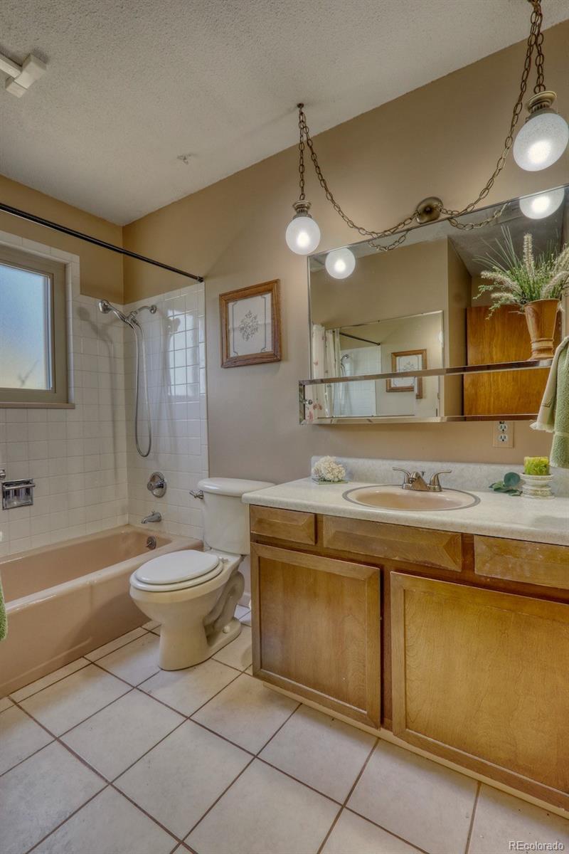 2114 Agate Court Loveland CO 80538