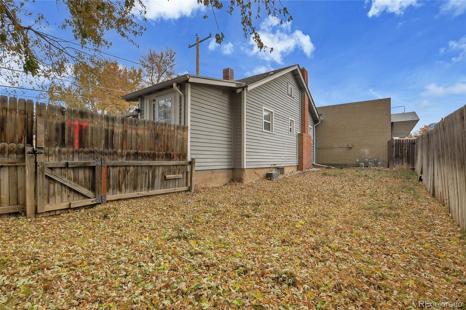 5687 S Foresthill Street Littleton CO 80120