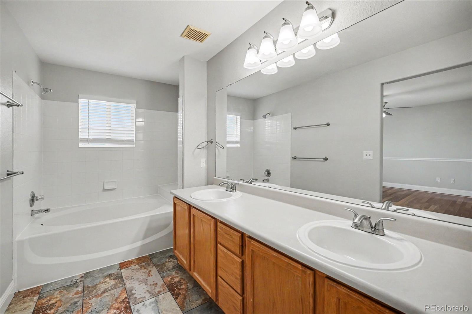 10242 Kelliwood Way Highlands Ranch CO 80126