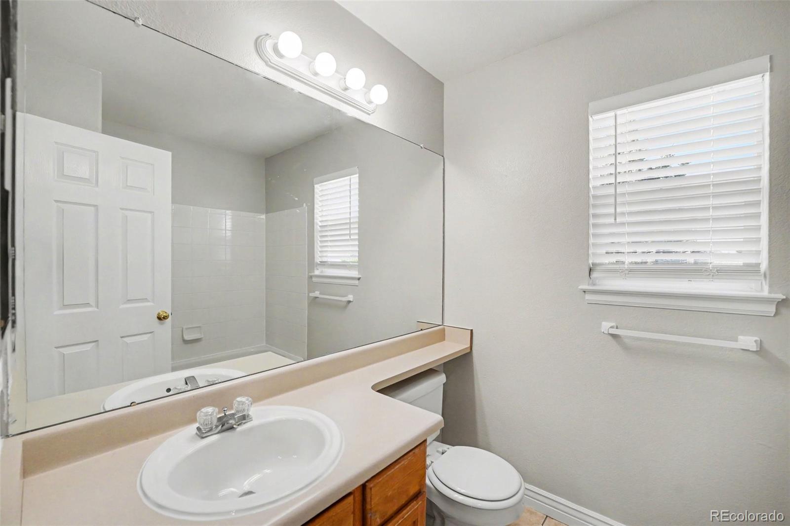 10242 Kelliwood Way Highlands Ranch CO 80126