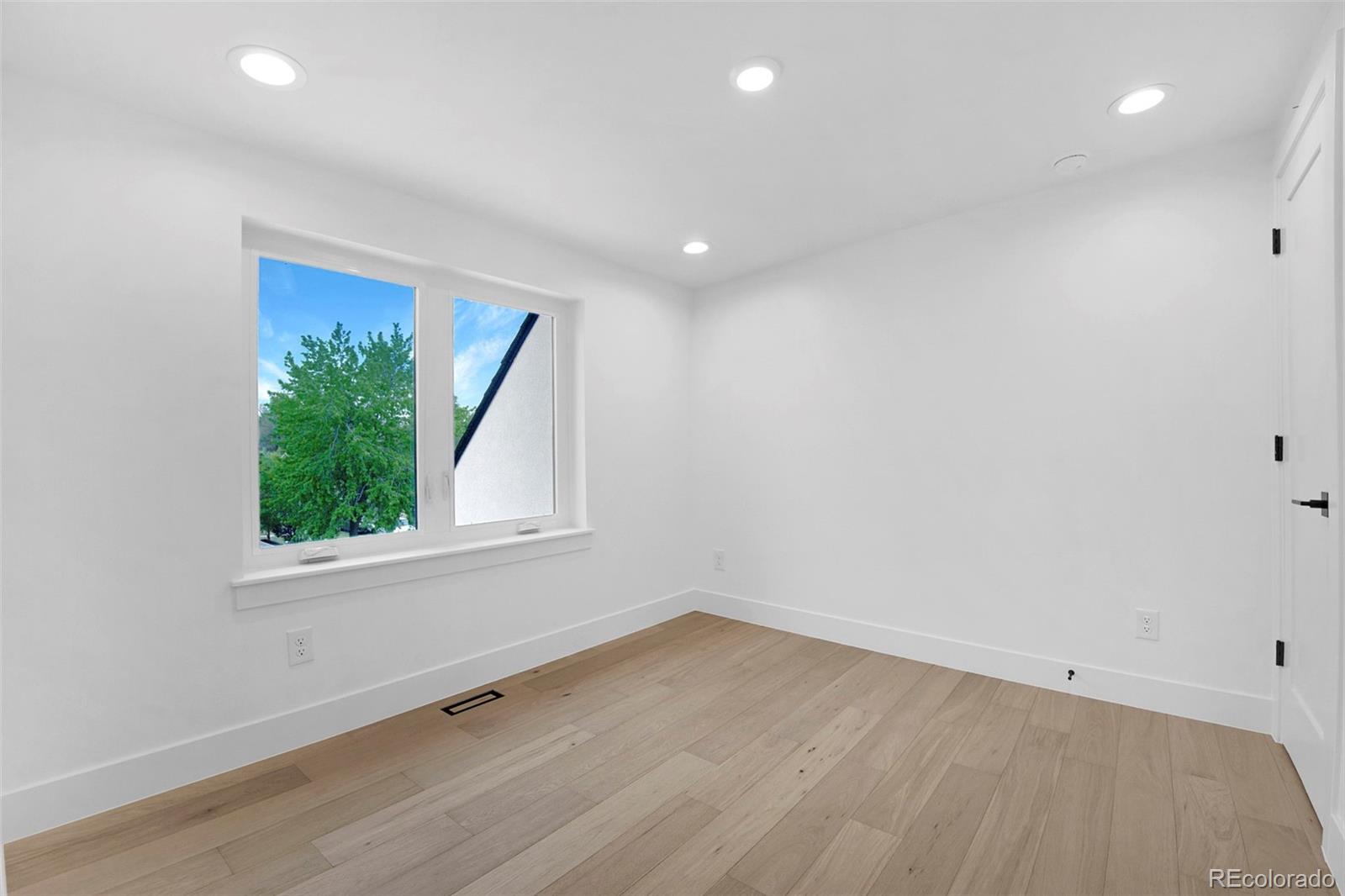 2662 S Acoma Street Denver CO 80223