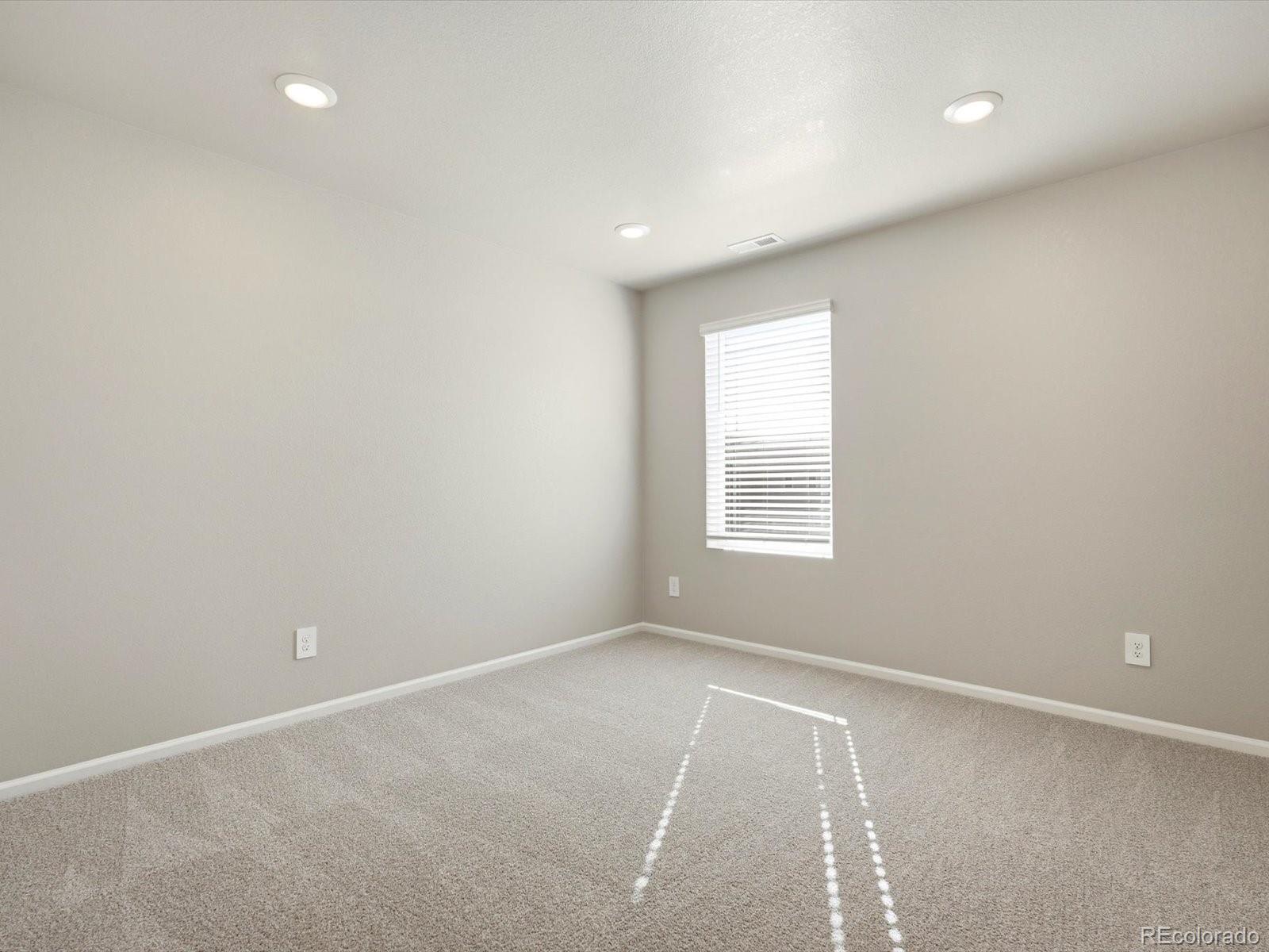 8948 Salida Street Commerce City CO 80022