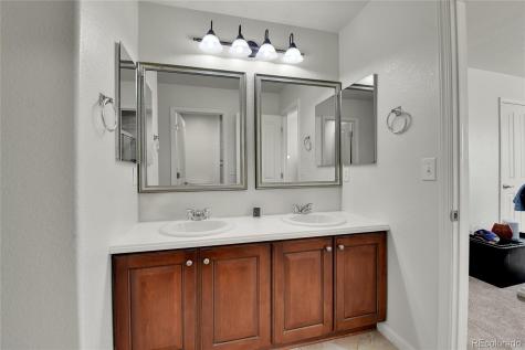 24622 E Ontario Drive Aurora CO 80016