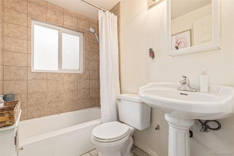 3008 Zion Street Aurora CO 80011