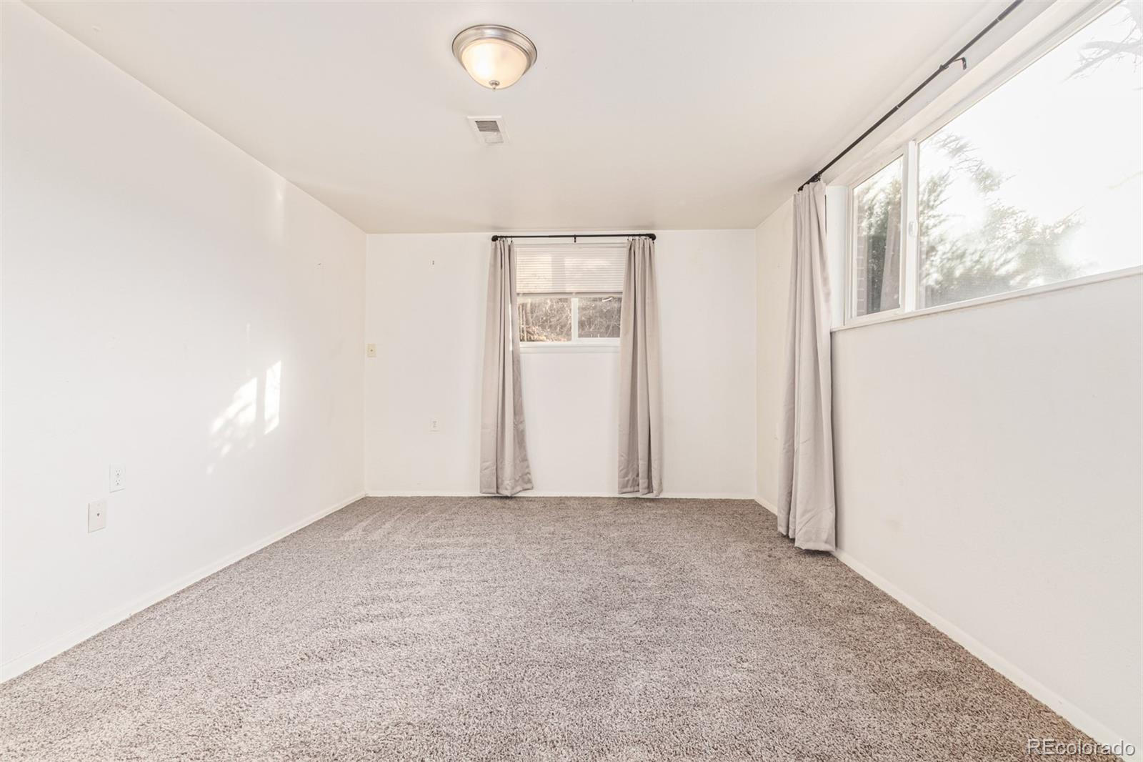 3008 Zion Street Aurora CO 80011