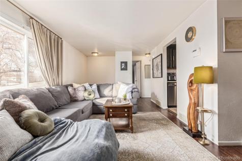 3008 Zion Street Aurora CO 80011