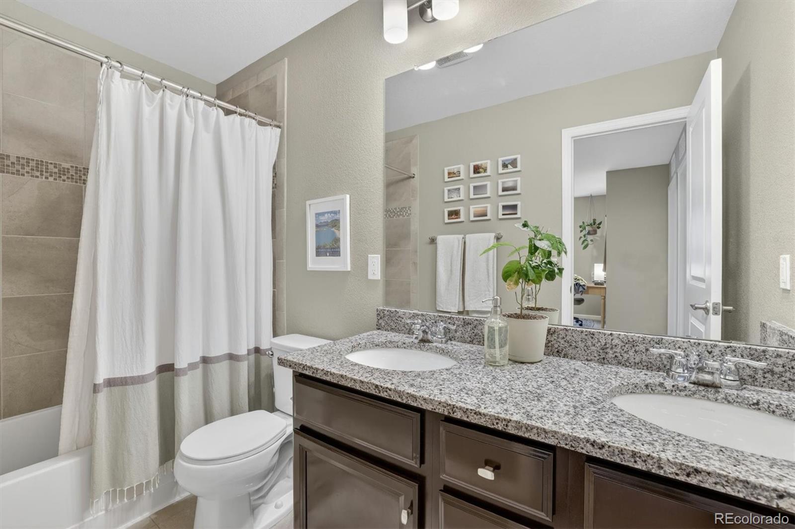 11277 E 28th Place Denver CO 80238