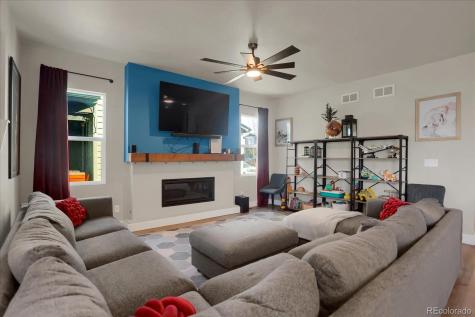 8147 Sterling Ranch Avenue Littleton CO 80125