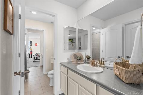 27267 E Jamison Place Aurora CO 80016