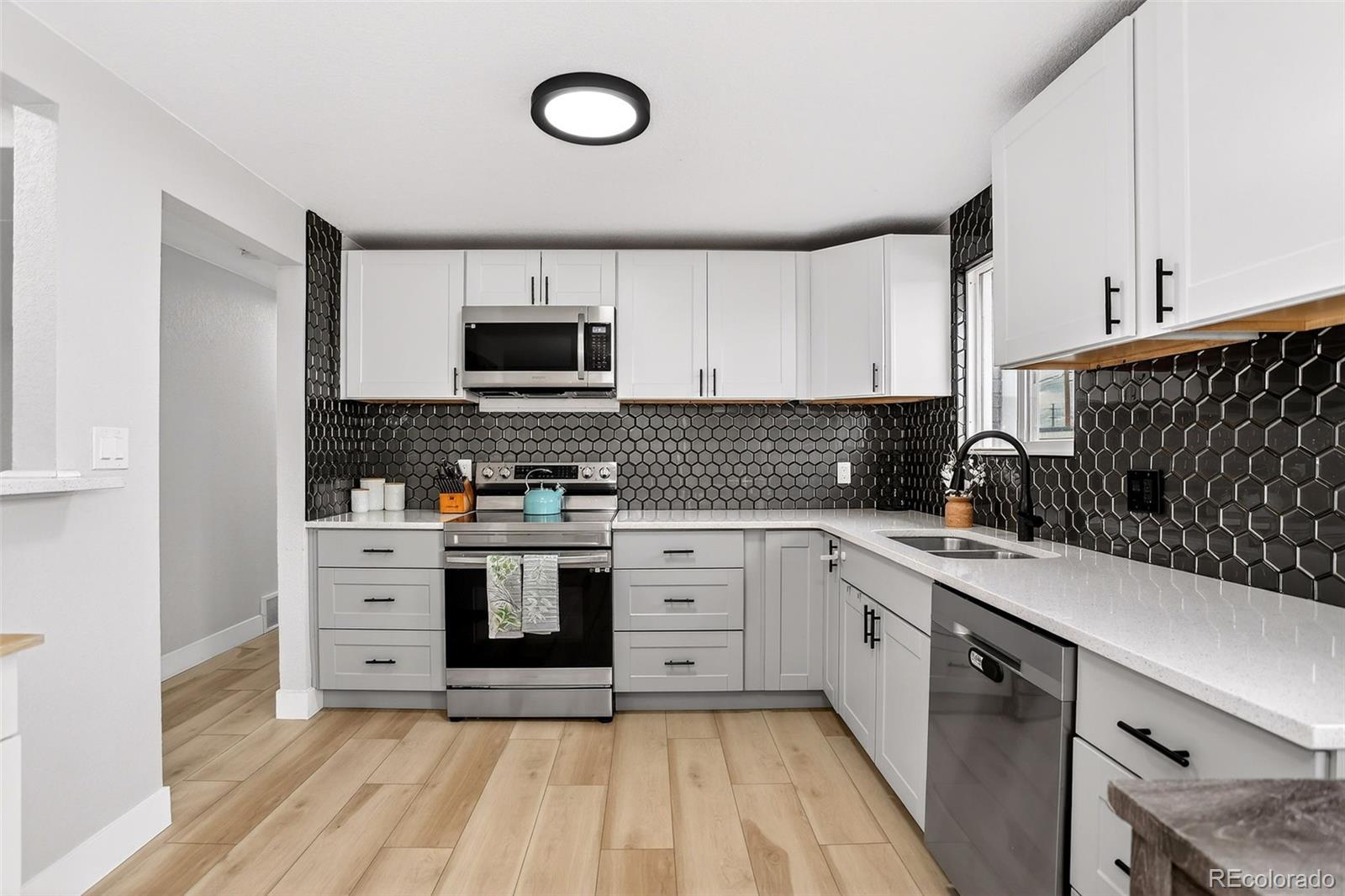 3222 Blackhawk Circle Aurora CO 80011