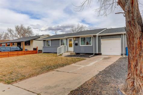 3222 Blackhawk Circle Aurora CO 80011