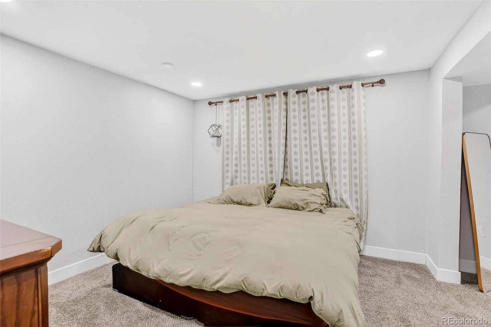 3222 Blackhawk Circle Aurora CO 80011