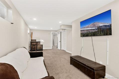 3222 Blackhawk Circle Aurora CO 80011