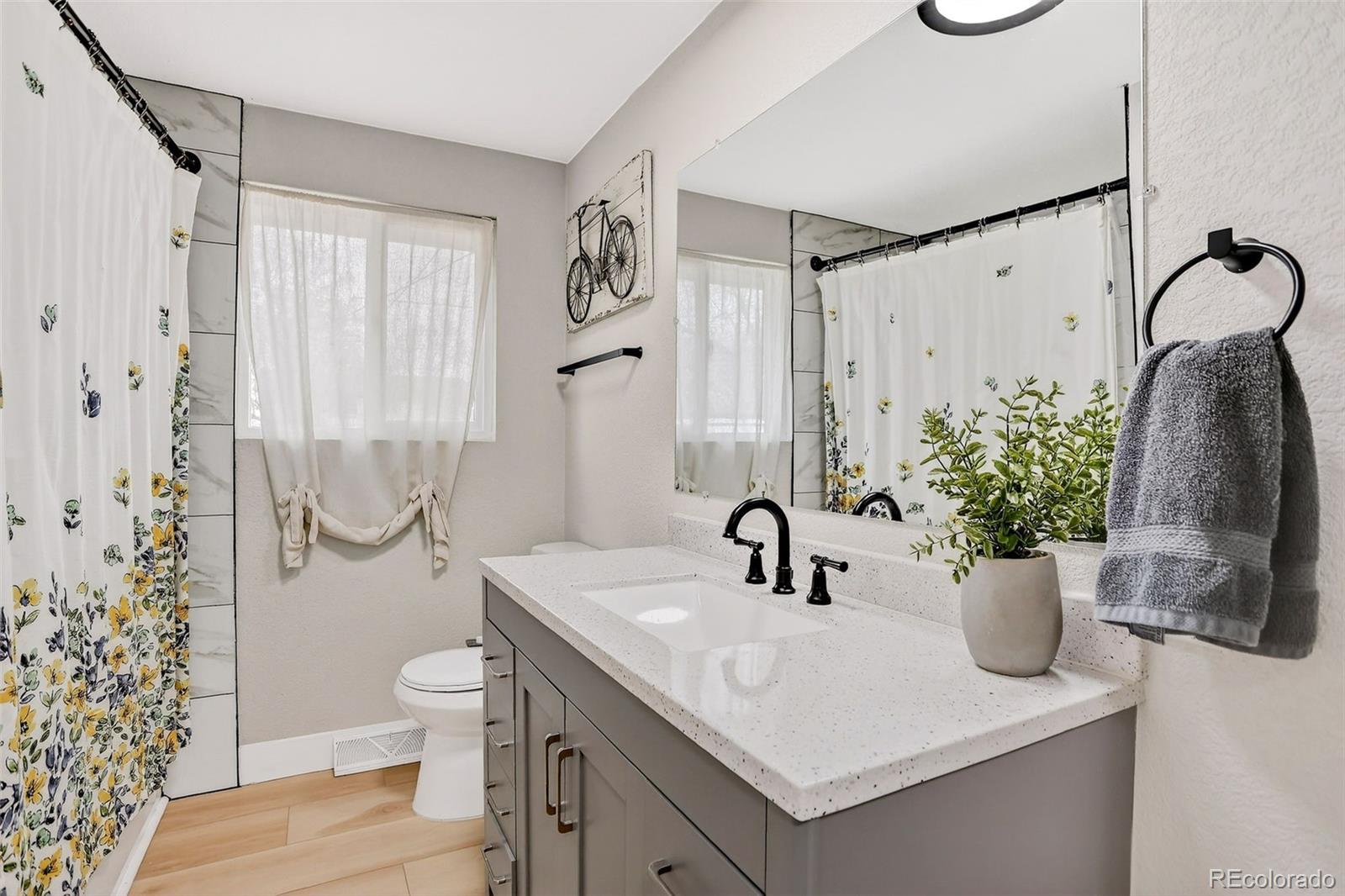 3222 Blackhawk Circle Aurora CO 80011