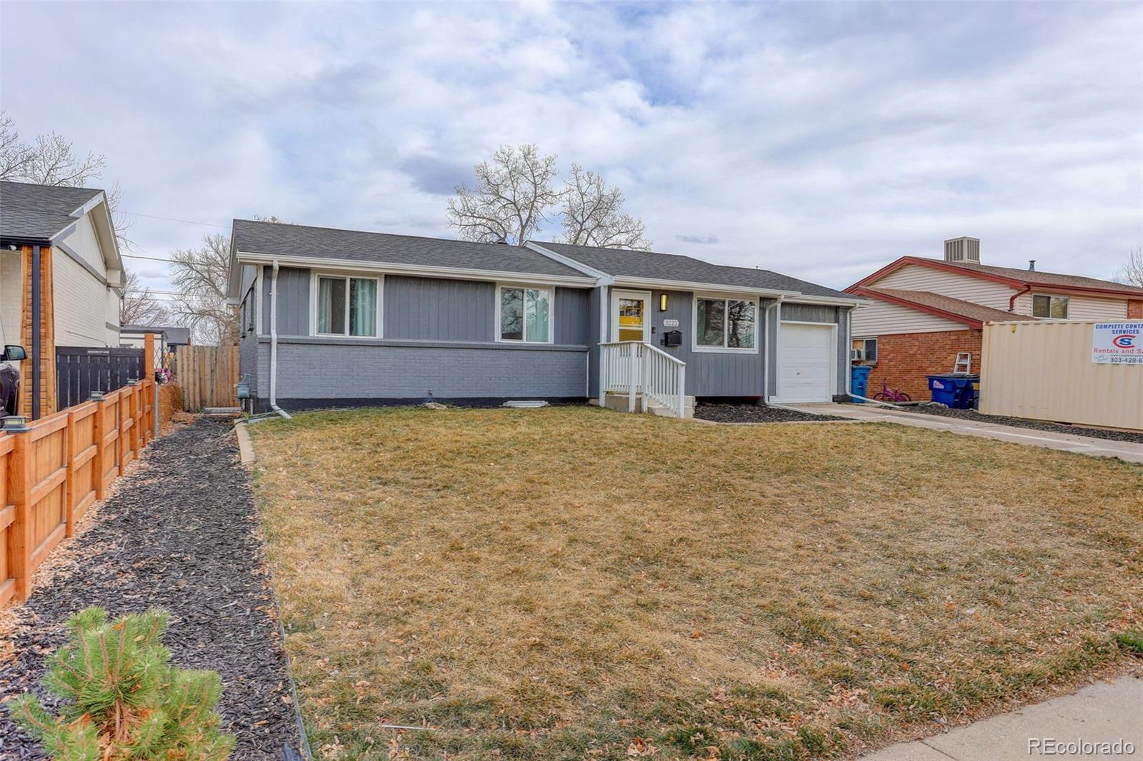 3222 Blackhawk Circle Aurora CO 80011